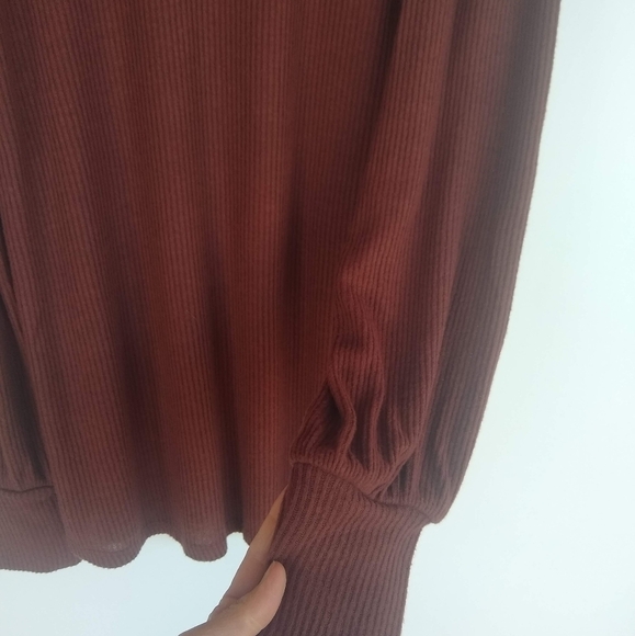 SALE 🛍️ NWT 🆕 MAURICES ribbed rust color long sleeve top Womens size S - Picture 6 of 7